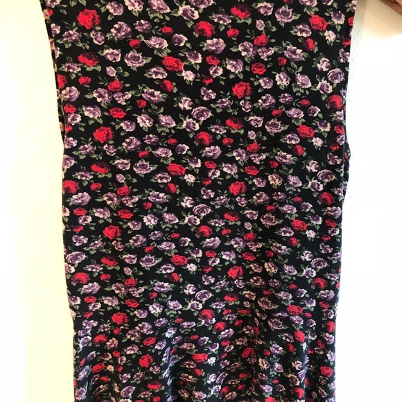 Cute mock turtleneck collar floral print dress! - Picture 3 of 5